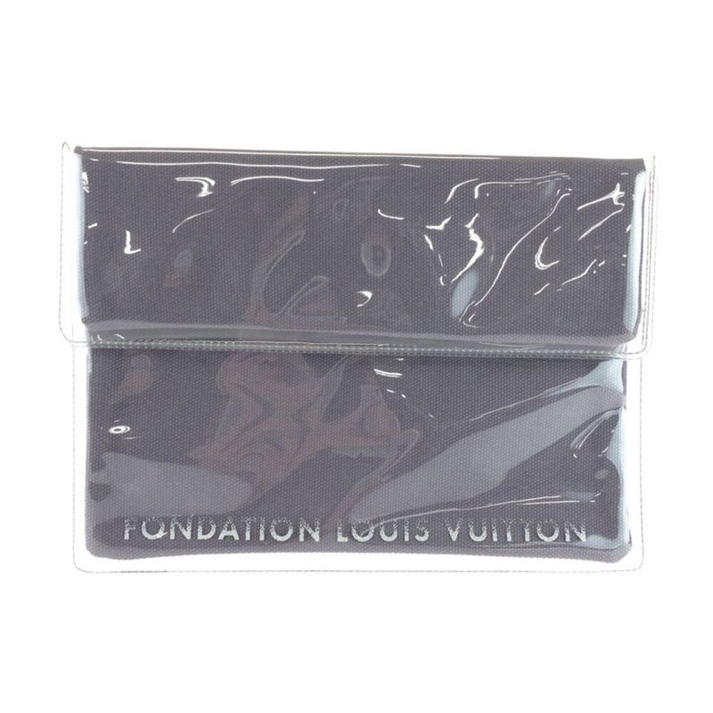 Louis Vuitton Fondation Paris Clutch
